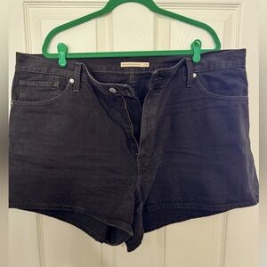 Women’s shorts